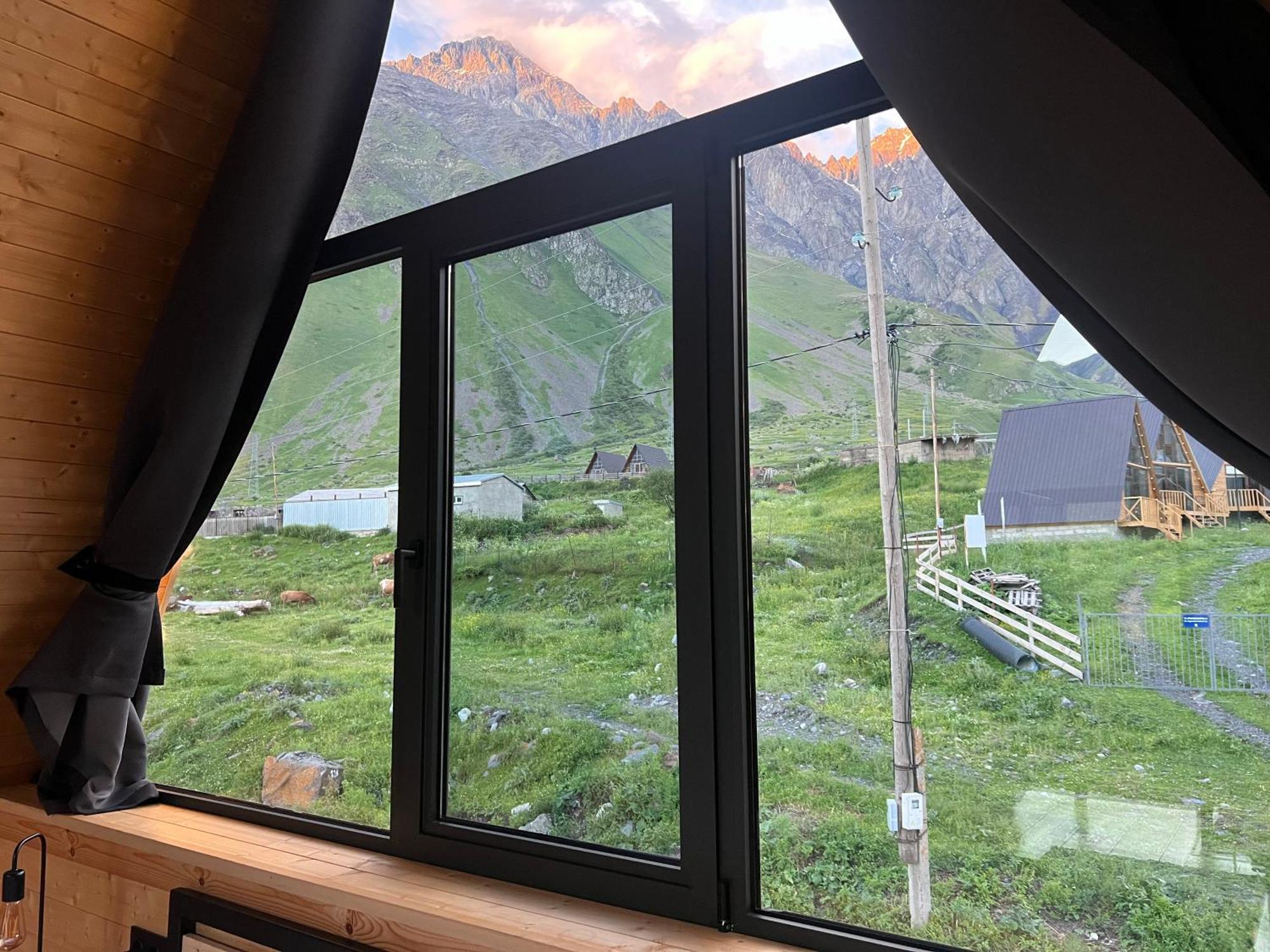 Kazbegi Hills Cottages Экстерьер фото