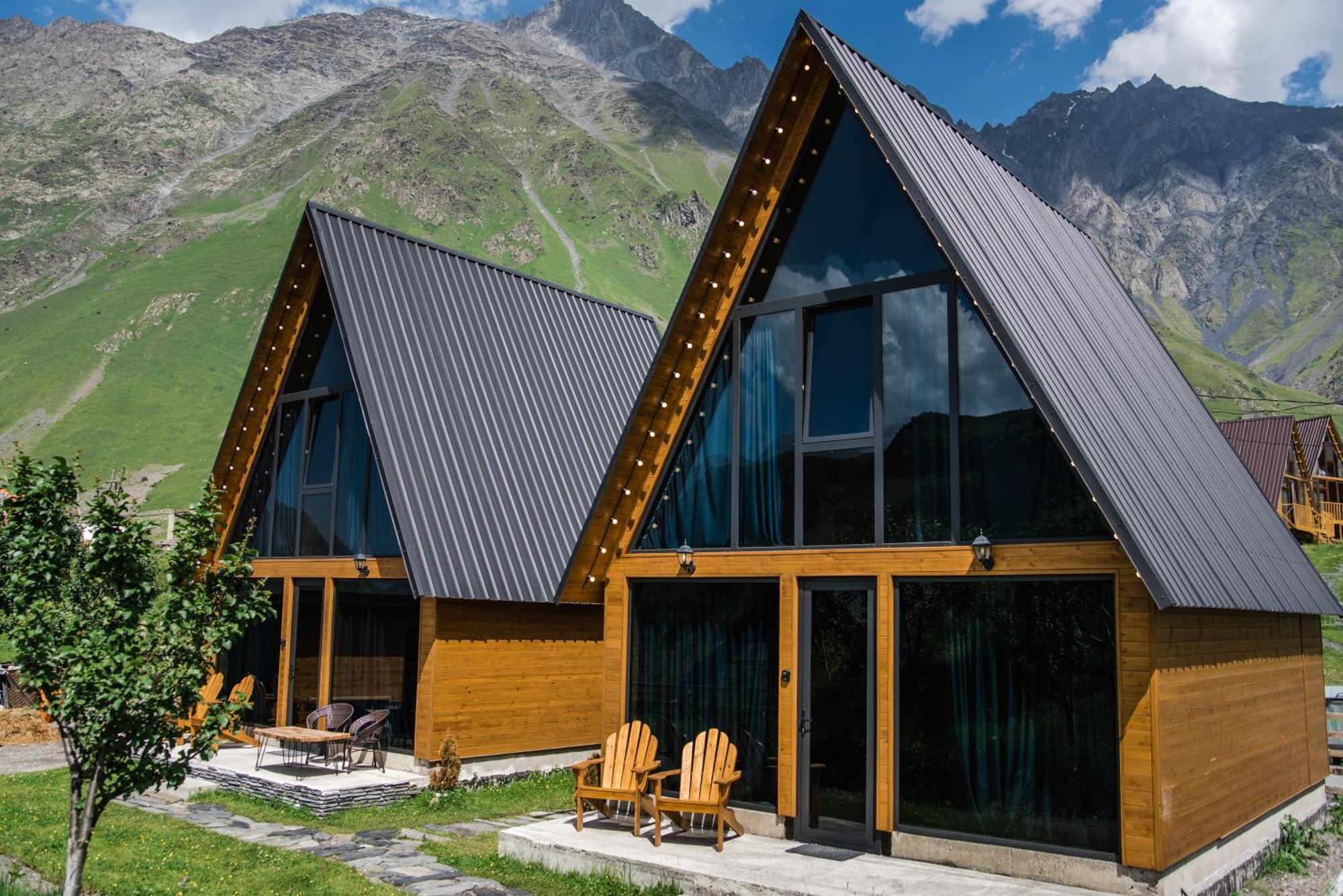 Kazbegi Hills Cottages Экстерьер фото