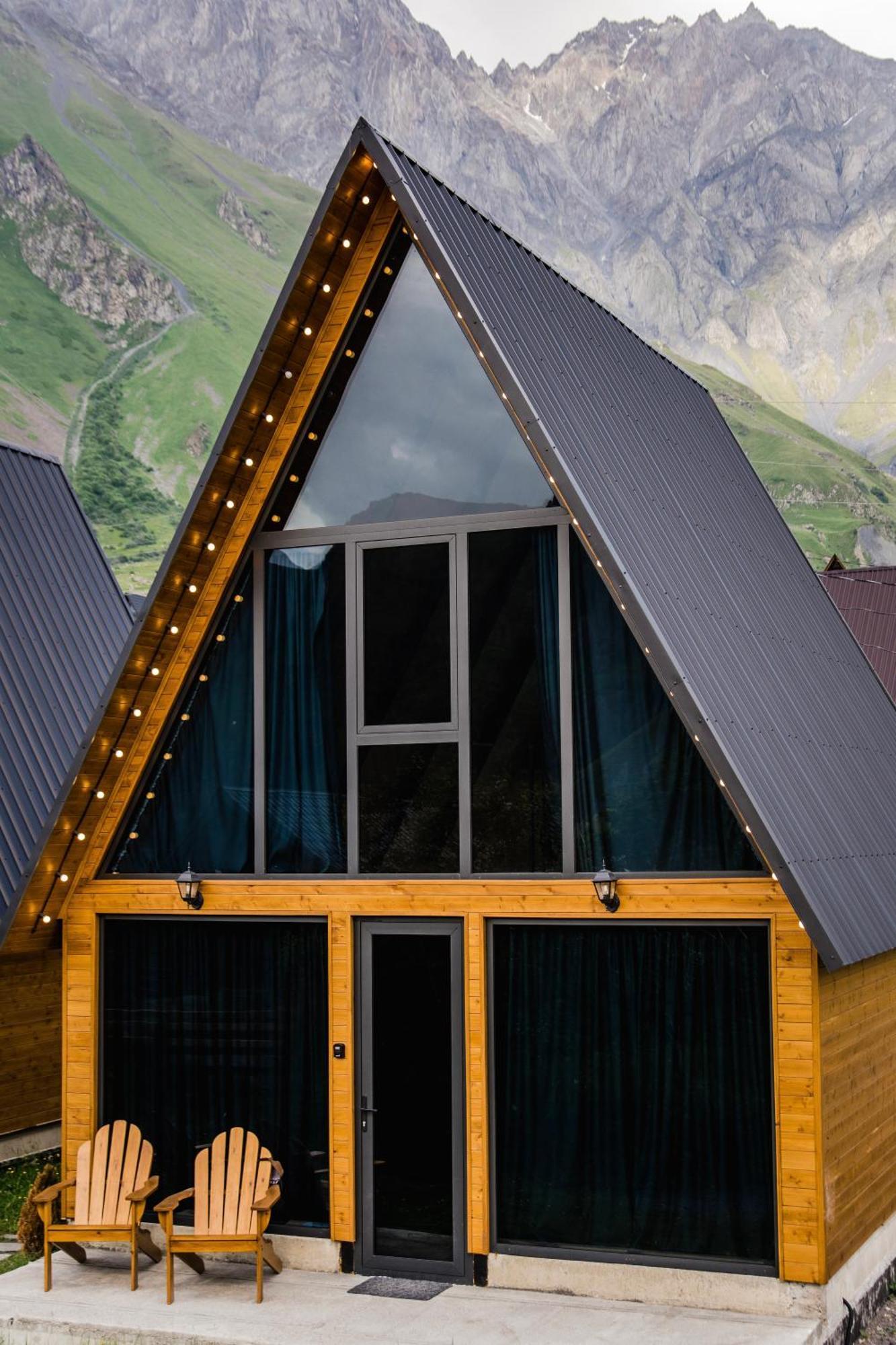 Kazbegi Hills Cottages Экстерьер фото