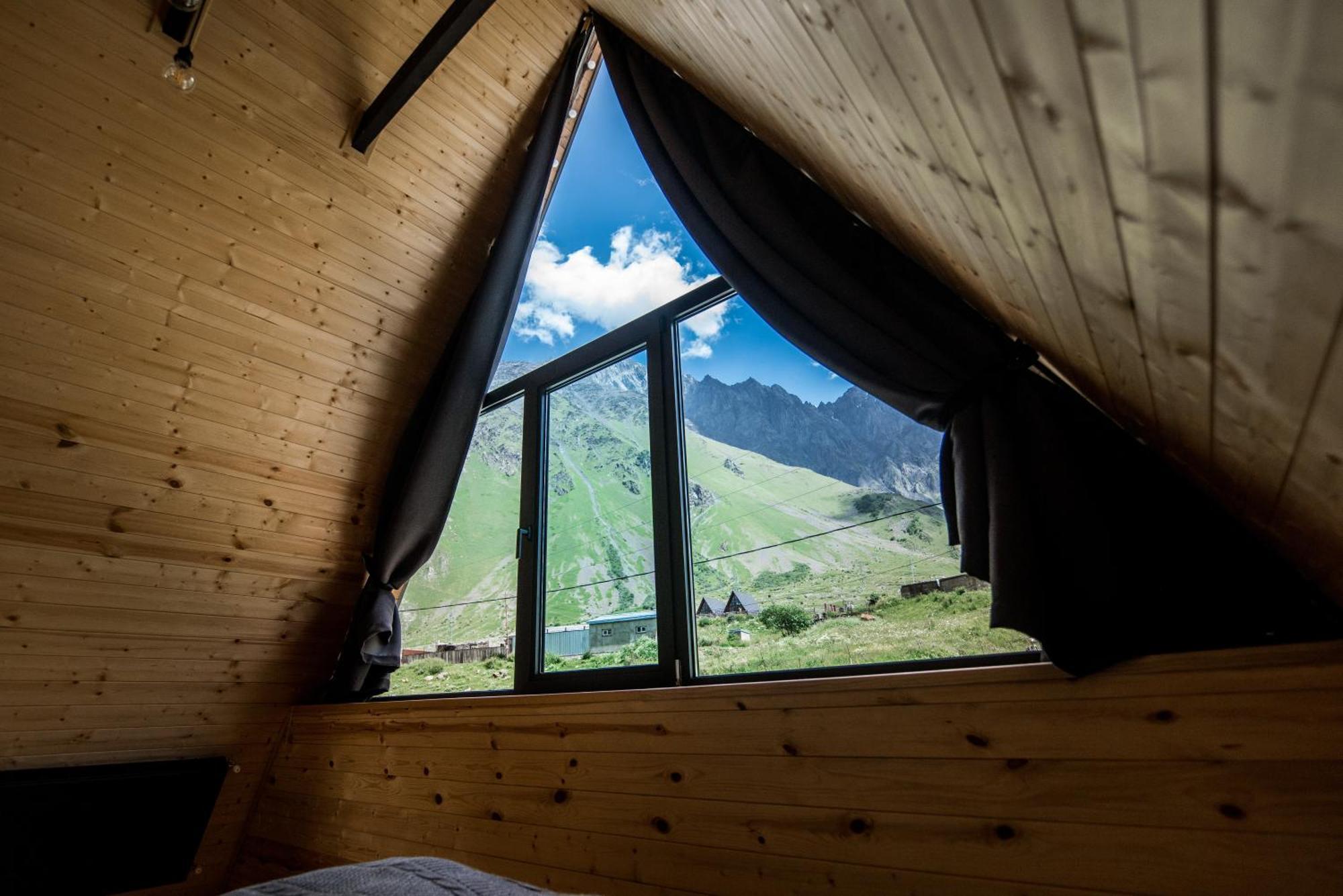Kazbegi Hills Cottages Экстерьер фото