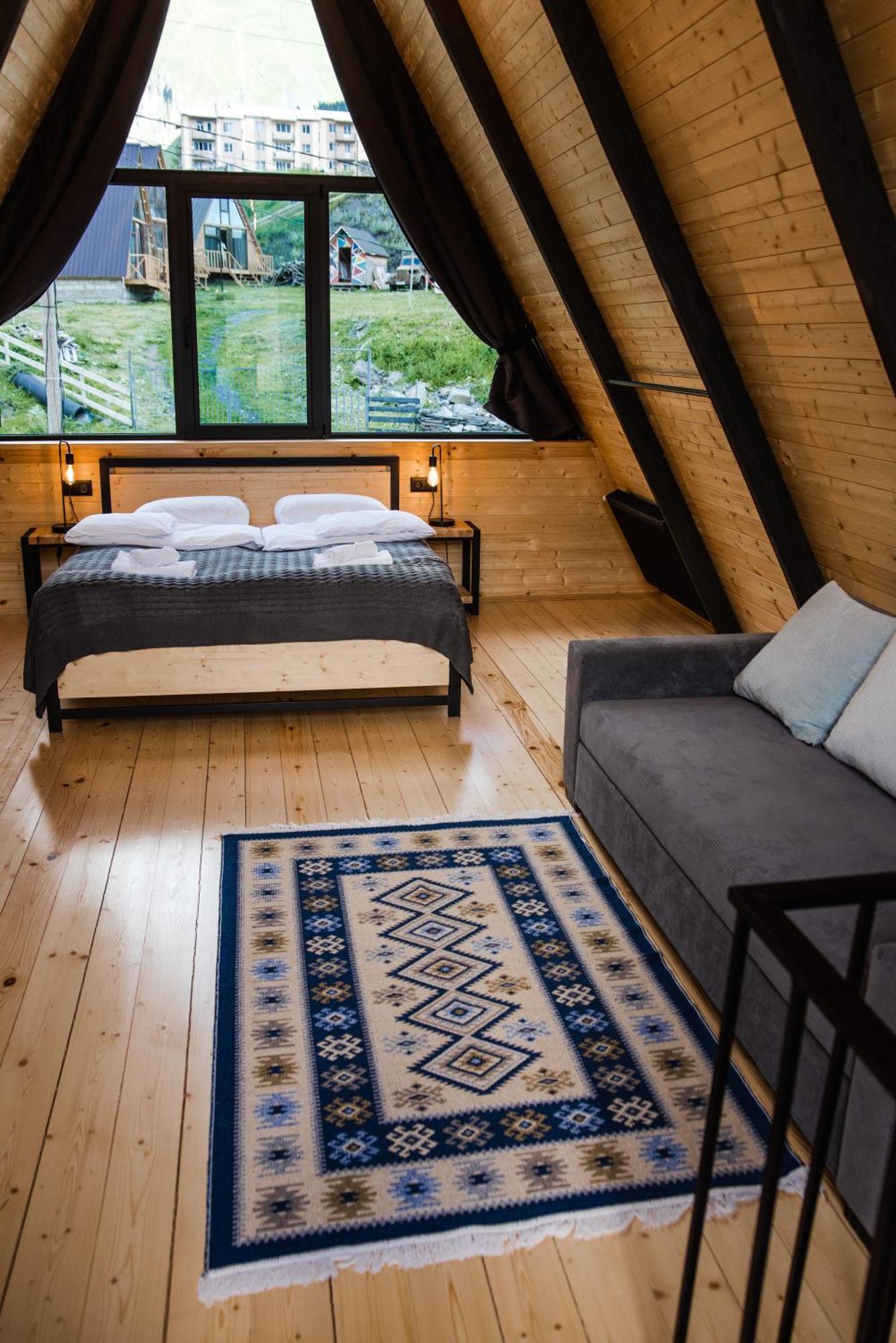 Kazbegi Hills Cottages Экстерьер фото